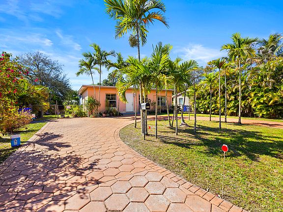 5th image of 5838 Harding Street