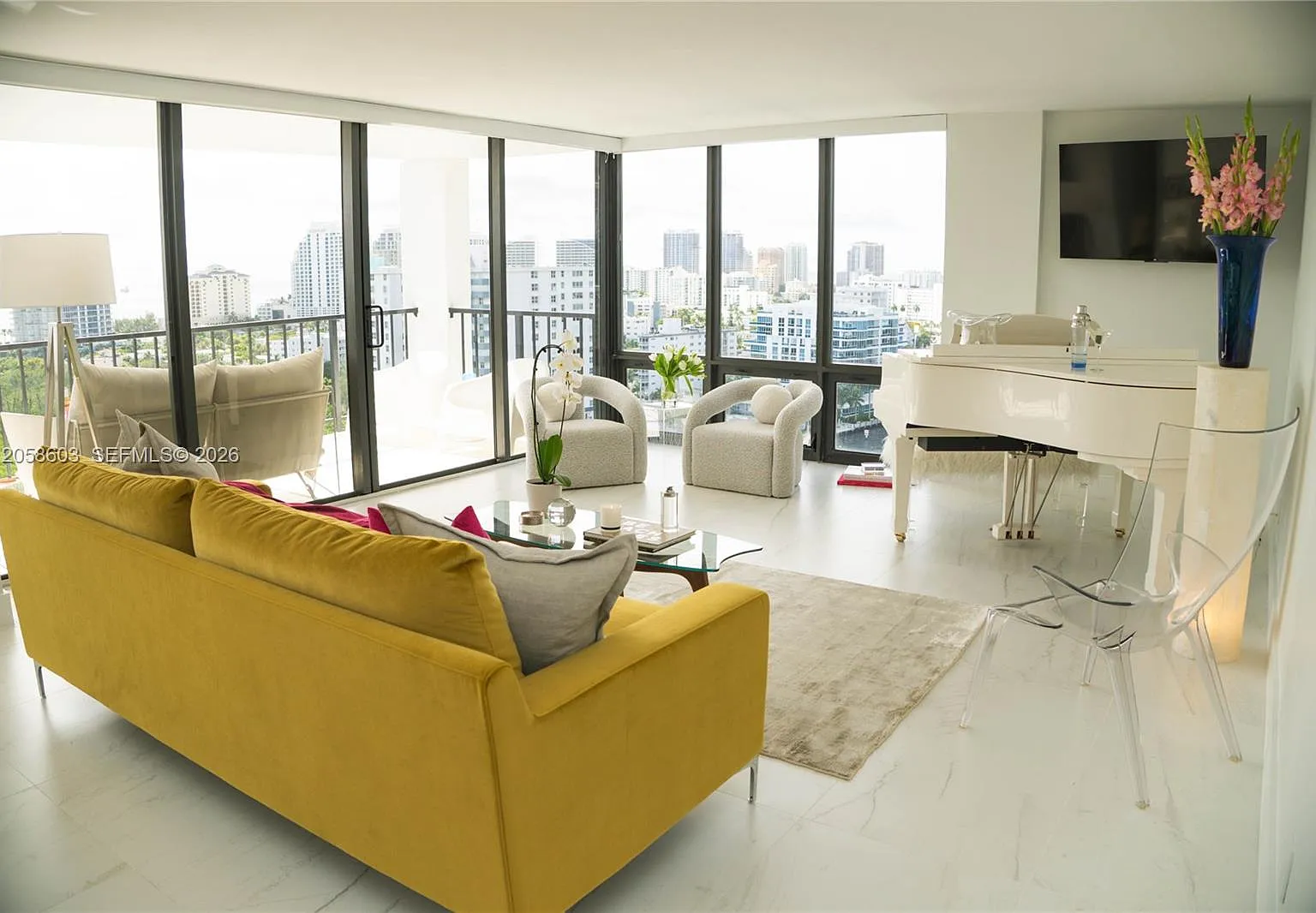 2 bed, 2.0 bath, 1620 sqft, $7,000 — Photo 4