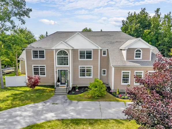 79 Skyline Road, Bangor, ME 04401