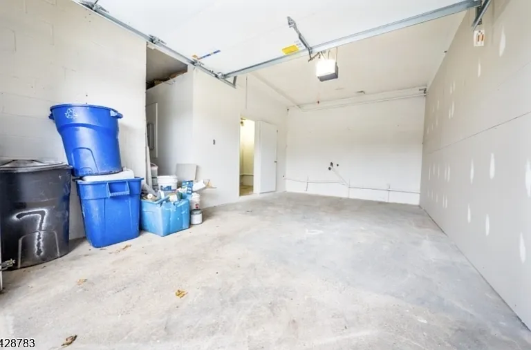 91 Broad St #2 — Photo 9