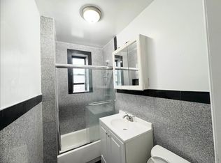 3424 42nd St APT 1, Long Island City, NY 11101