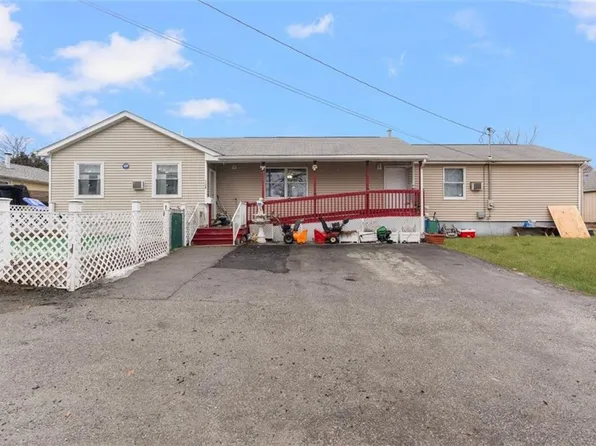 110 Lancashire St, Providence, RI 02908