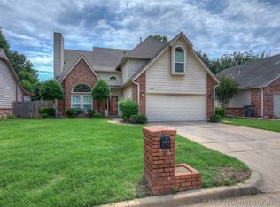 9215 S Erie Ave, Tulsa, OK 74137