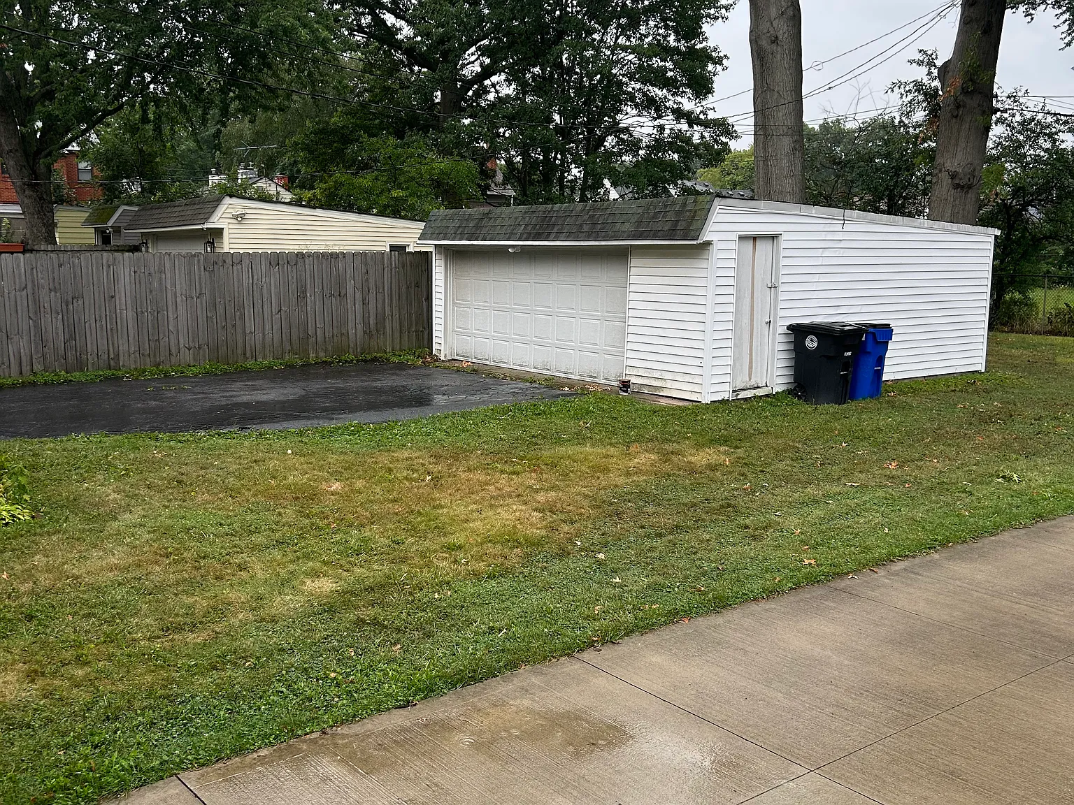 2 bed, 1035 sqft, $1,250 — Photo 3
