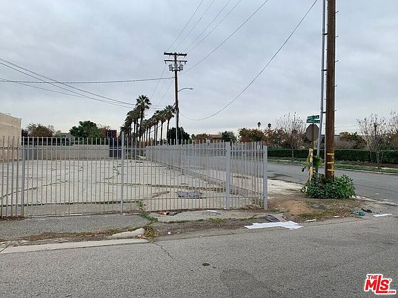 5th image of 3800 Commerce St