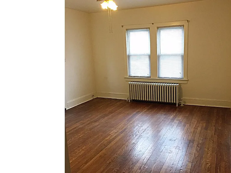 721 Mayflower Ave — Photo 12