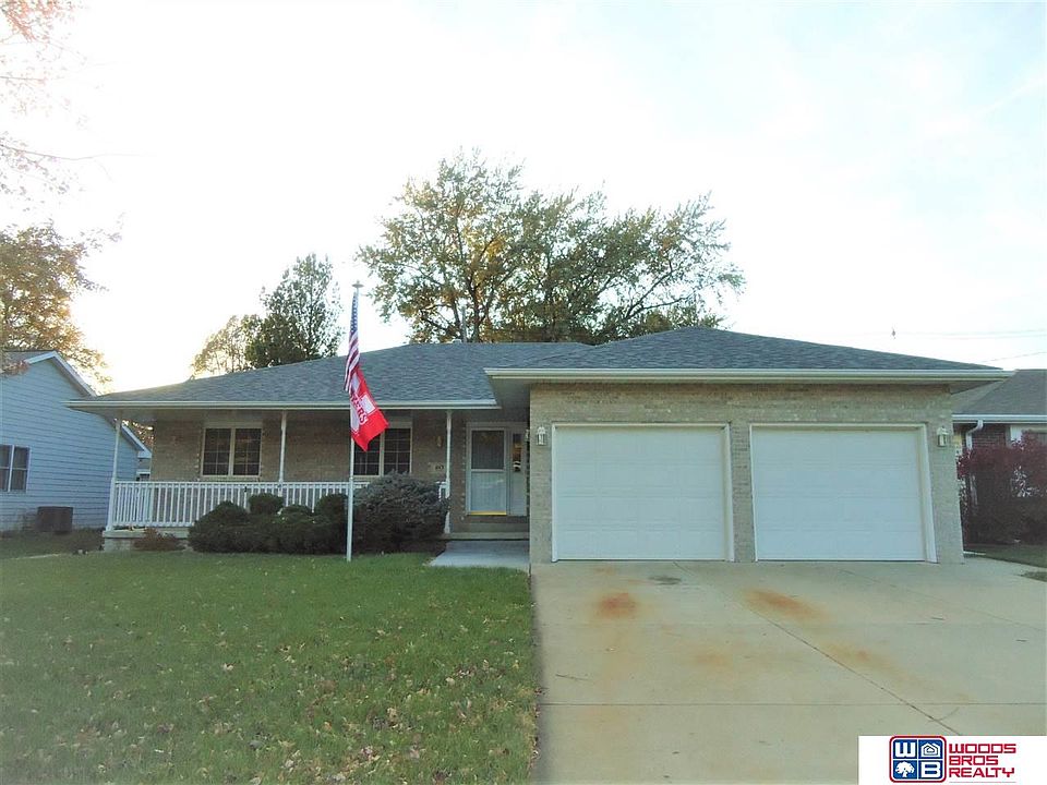 1st image of 1143 Rainbow Ave