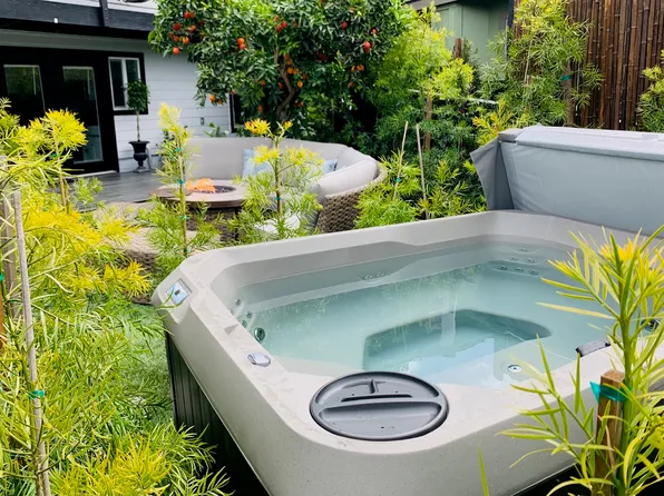 1476 Orchard Dr #A, Ojai, CA 93023