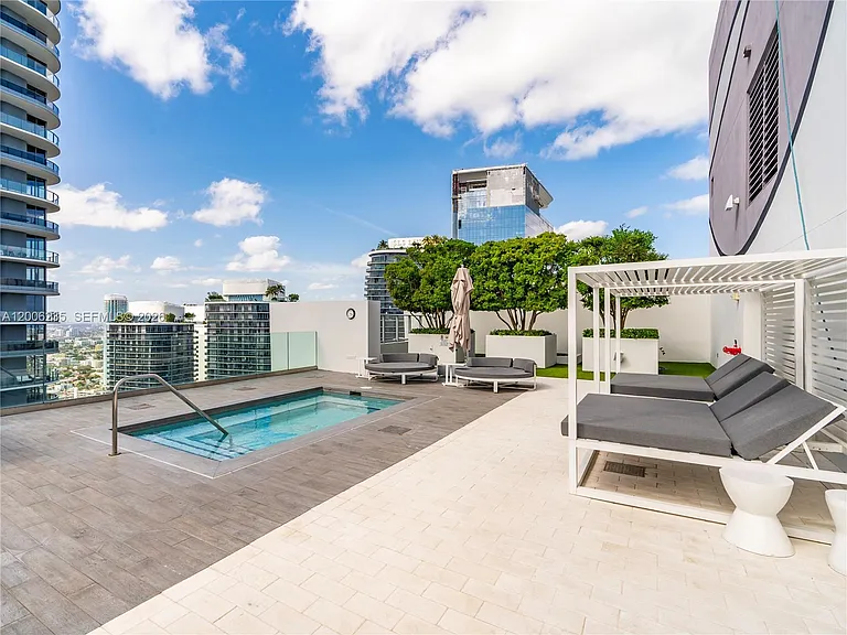 1010 Brickell Ave #2801 — Photo 24