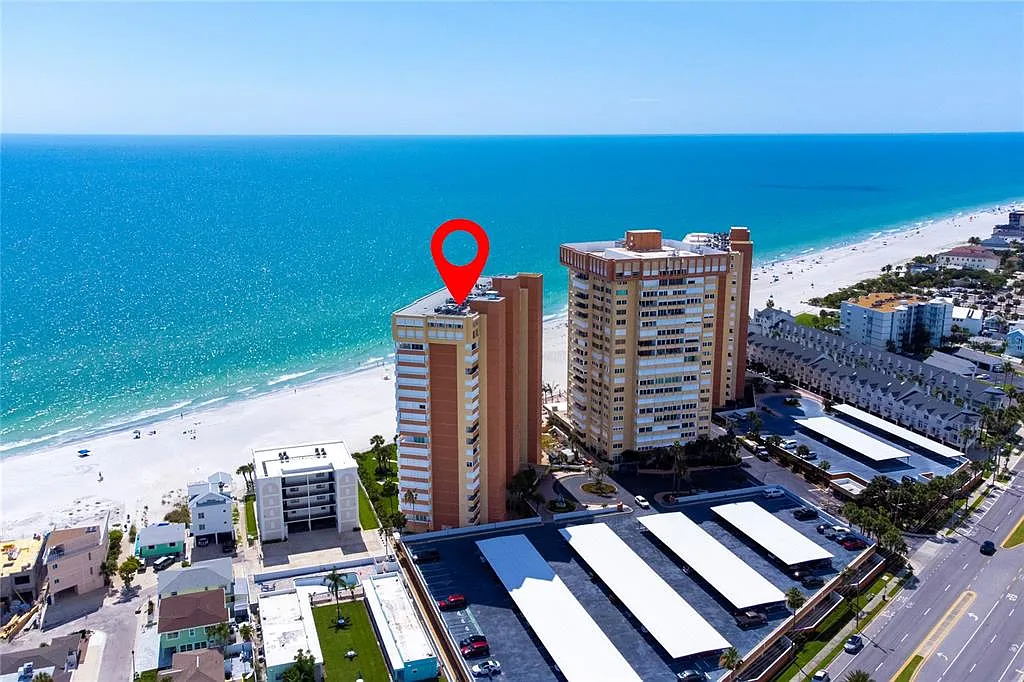2 bed, 2.0 bath, 1165 sqft, $4,500 — Photo 3