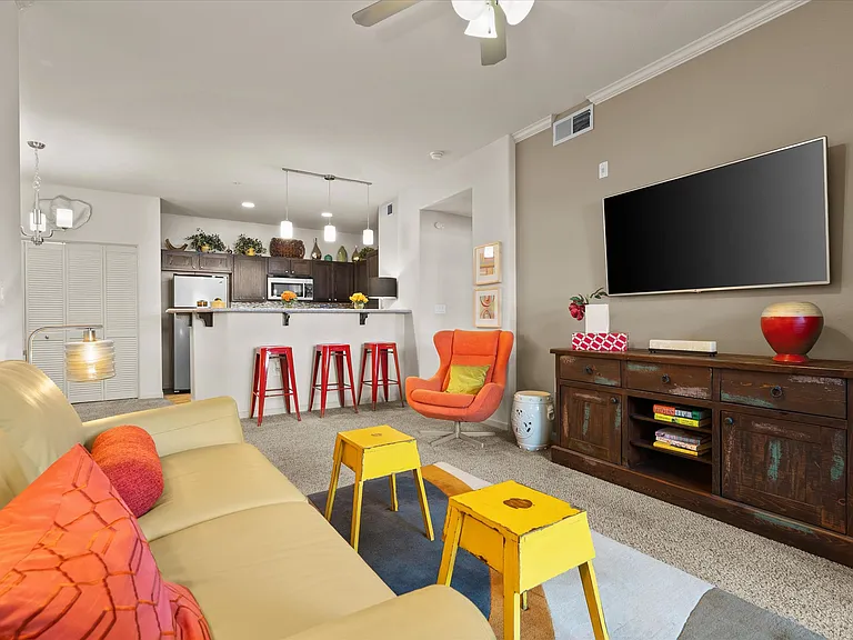 The View Apartments — Photo 62