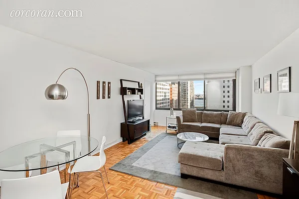 Rented by Corcoran | media 14