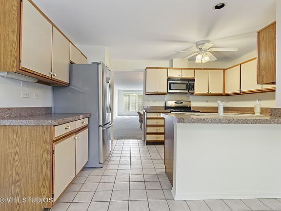 5th image of 1012 Braemoor Dr