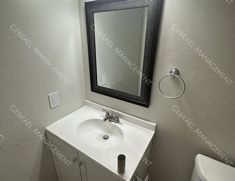 4430 E Mount Morris Rd — Photo 9