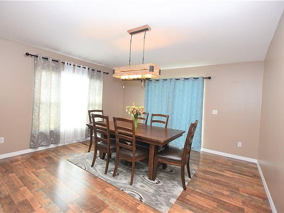 4th image of 1020 Naes Ln