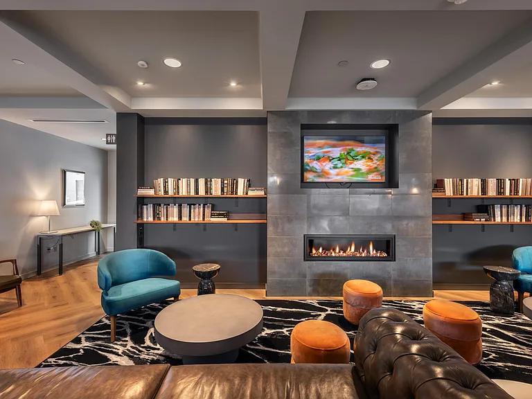 Library Lofts — Photo 16