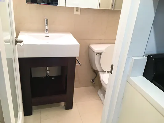 Rented by Sky Management | media 79