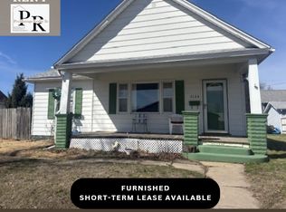 2124 McKinley St, Clinton, IA 52732