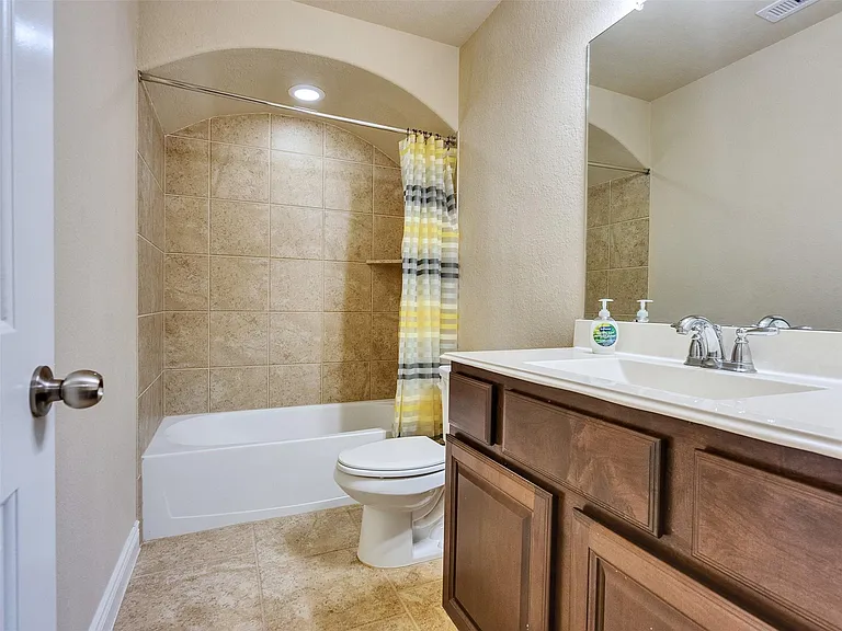 24238 Cordova Brook Ln — Photo 37