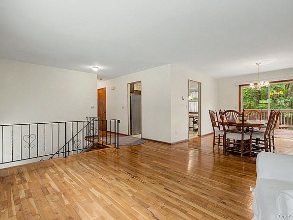 4th image of 15 Oskar Drive