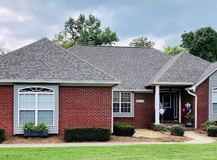 1017 1/2 Sunnyside Dr, Columbia, TN 38401