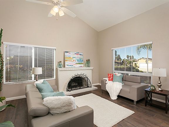 3rd image of 771 Granada Dr