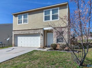 137 Whitestone Dr NE, Huntsville, AL 35810