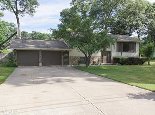 1730 Petoskey Dr, Muskegon, MI 49445