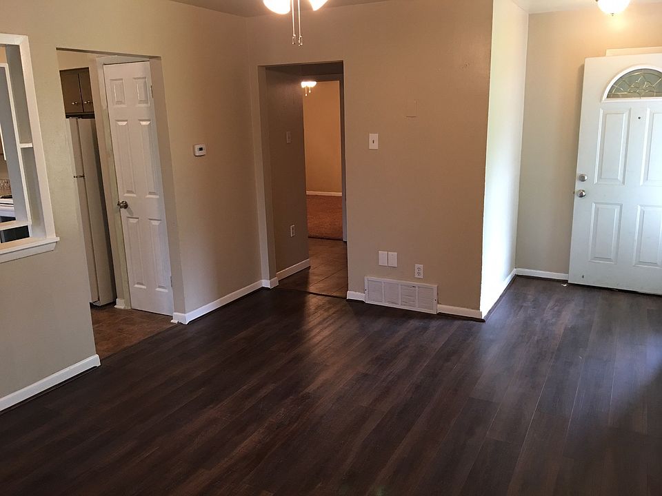 1st image of 1217 Hampshire Ln #B
