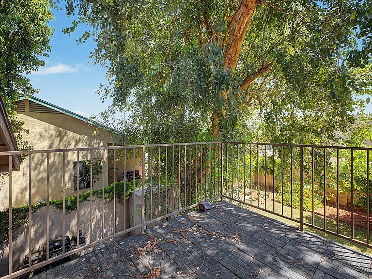 761 Rosemonte Dr — Photo 24