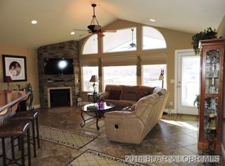 989 Great Ship St, Osage Beach, MO 65065