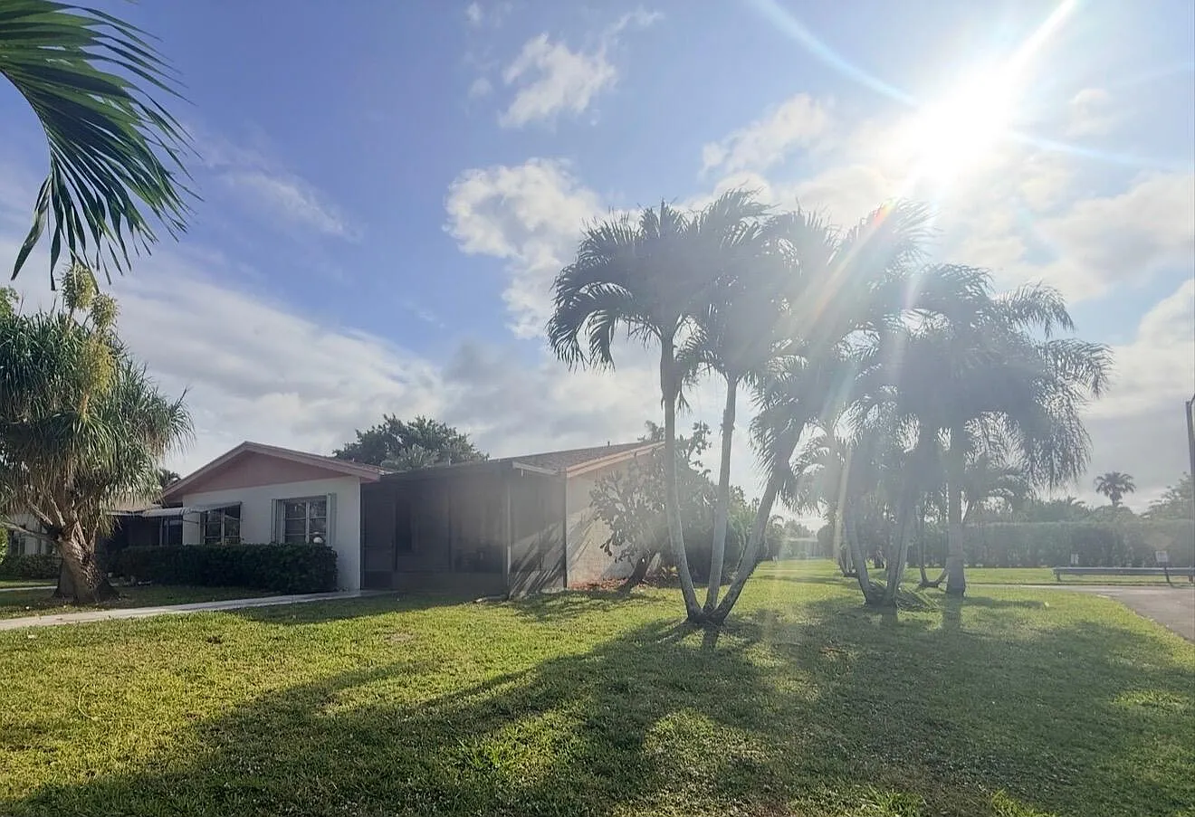 2 bed, 2.0 bath, 1296 sqft, $2,950 — Photo 1