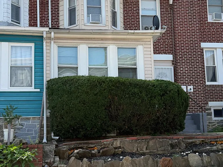 27 Sunshine Rd #1 — Photo 1