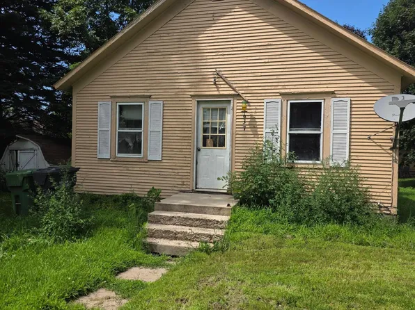 1637 Miller St, Worthington, MN 56187