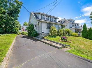 10 Magnolia Ave, Norwalk, CT 06850