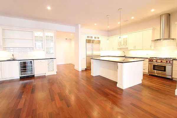 Rented by True Lofts New York LLC | media 26