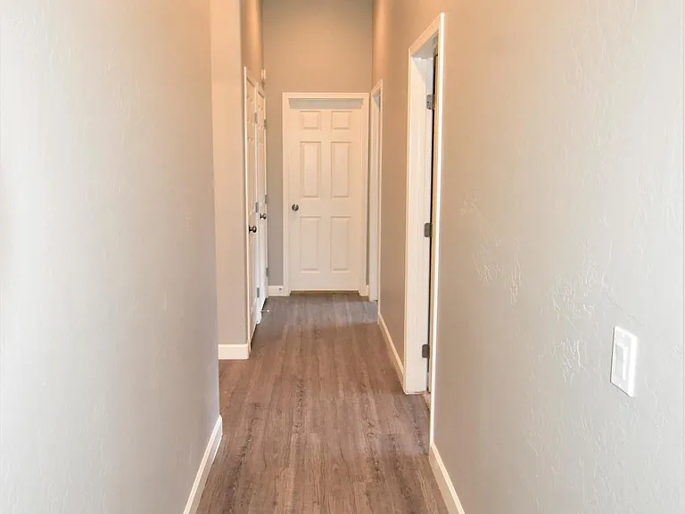 9430 W Elm St — Photo 27
