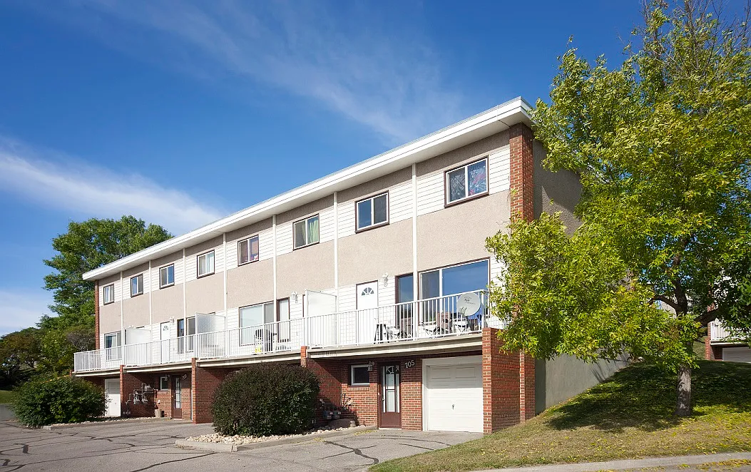 Cambrian Court — Photo 3