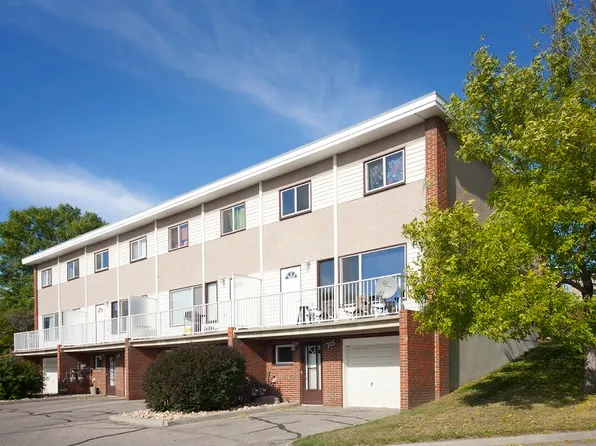 47 Cornell Rd NW #727, Calgary, AB T2K 1V6