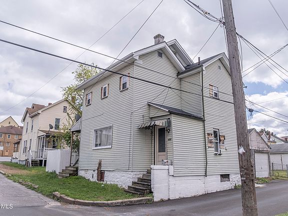 2nd image of 409 2nd St