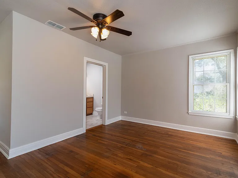 609 S Pecan Ave — Photo 7