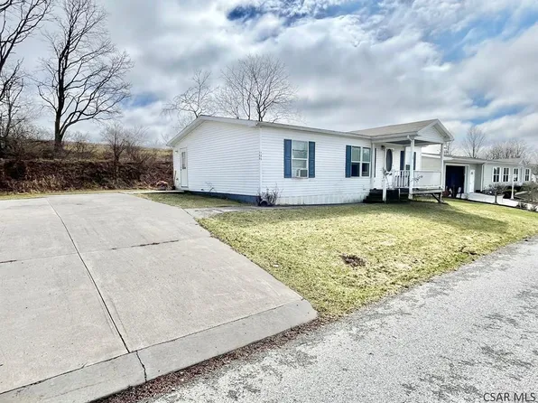 125 Crabapple Ln, Windber, PA 15963