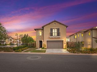 125 Avento, Irvine, CA 92602