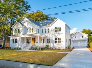 362 6th Ave, Mount Pleasant, SC 29464