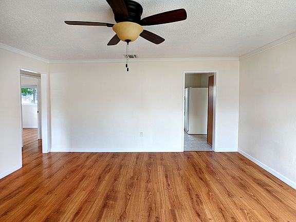 4th image of 5400 13th St N