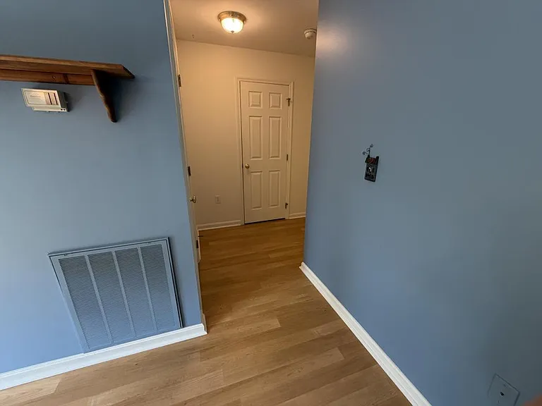 99 Lee Ann Ct — Photo 7
