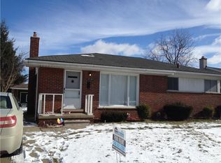 23162 Hayes Rd, Eastpointe, MI 48021