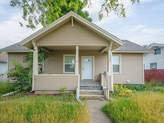 3rd image of 3908 E 4th Ave
