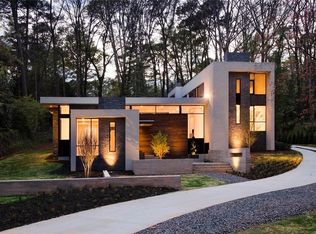 2560 Northside Dr NW, Atlanta, GA 30305