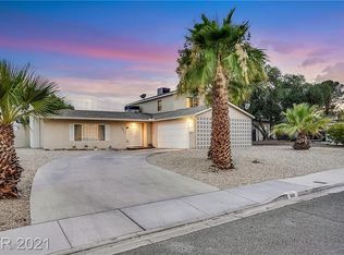 1661 Golden Arrow Dr, Las Vegas, NV 89169